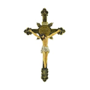 Crucifixo De Parede Imagem Jesus Cruz Crucificado - 30cm
