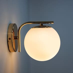 Arandela Petit Poa l15cm c20cm a17cm 1xe27 Bolinha Max 5w Ip20 Dourado
