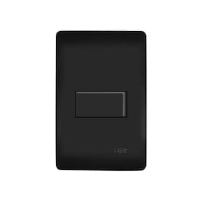 Interruptor Simples Fame Habitat Black Com Placa 4x2 Preto
