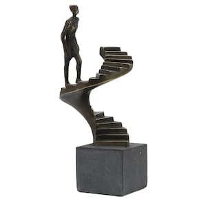 Escultura Decorativa Homem Subindo Escada Bronze 35cm SS0262 BTC