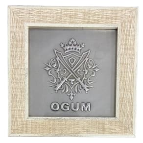 Quadro Ogum Orixá Madeira Carvalho e Metal 13 x13 cm