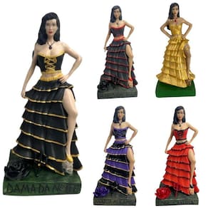 Escultura Pomba Gira Crânio 7Saias 24Cm Resina-Selecione Cor