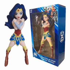 Boneco de Vinil Mulher Maravilha 25 cm Em Vinil Zippy Toys