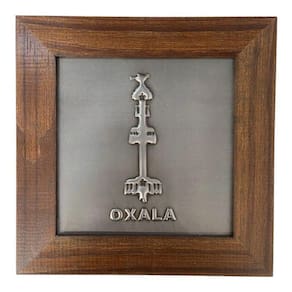 Quadro Orixá Ogum Em Aço E Madeira Imbuia 18 X18 Cm