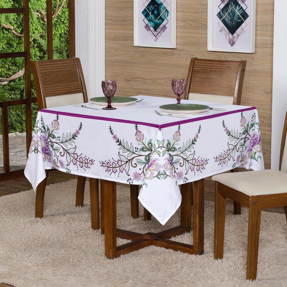 Toalha De Mesa Para 4 Lugares 1,50X1,50 Decorativa
