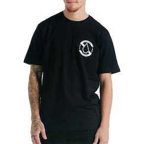 Camiseta Volcom Celler WT24 Masculina Preto