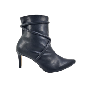 Bota Feminina Cano Curto Salto Médio Números Grandes Mia