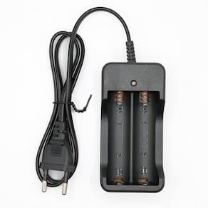 Carregador Para Bateria 18650 Li-Ion Recarregável Bivolt