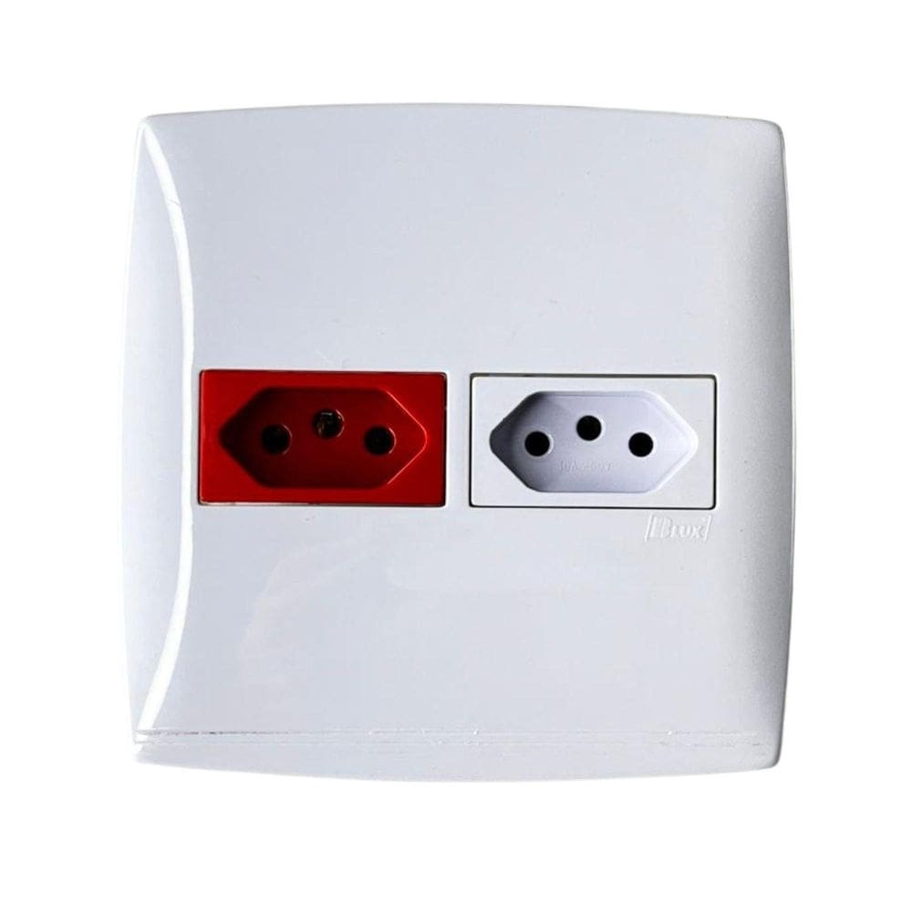 Tomada Dupla Com 220V E 110V Em Placa 4X4 Branca Home Blux