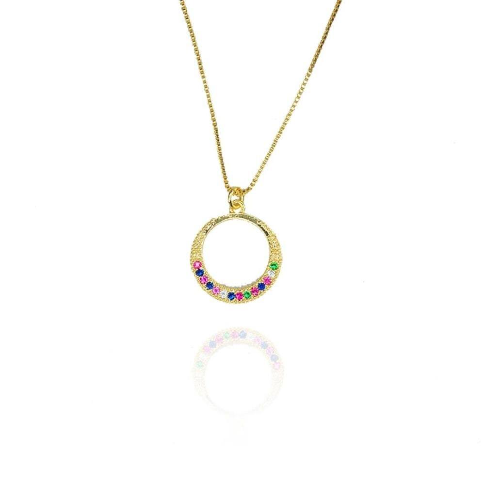 Colar De Circulo Com Metade Em Zircônia Colorida Folheado A Ouro 18k [F027]