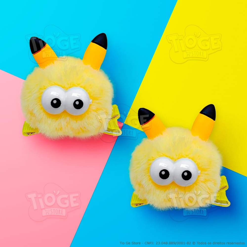 Kit 2 Monstrinhos Bolinha de Pelúcia Pequeno Presilha Cabelo Maluco Bichinho Olhos Grande Fofo Engraçado Pikachu Amarelo