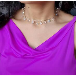 Choker Com Pedras Cristal E Perola Delicado Folheado A Ouro 18K