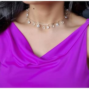 Choker Com Pedras Cristal E Perola Delicado Folheado A Ouro 18K