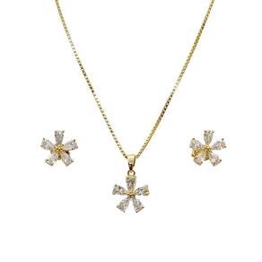 Gargantilha veneziana folheada a ouro e brinco flor zircônia