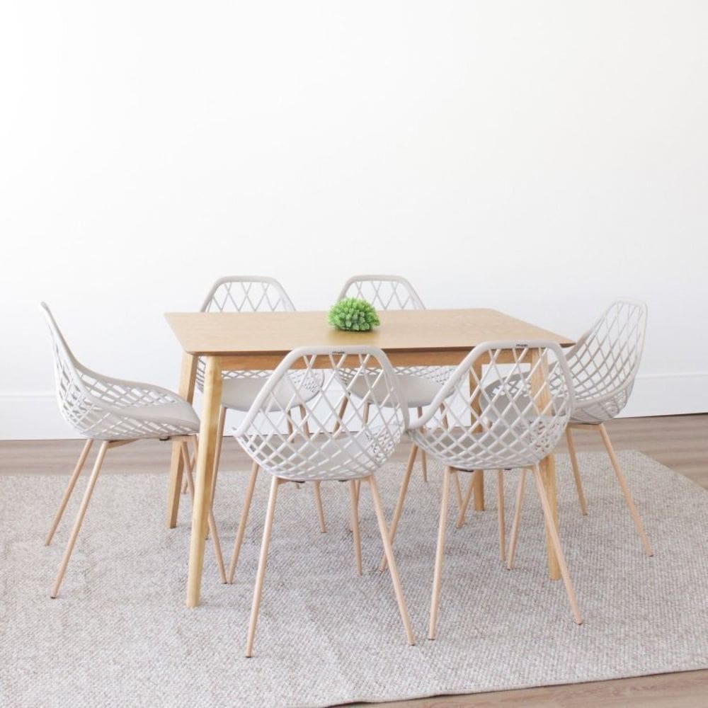 Conjunto Sala de Jantar Mesa 120x75cm Finlândia com 6 Cadeiras Cloe Base Aço Rivatti Nude