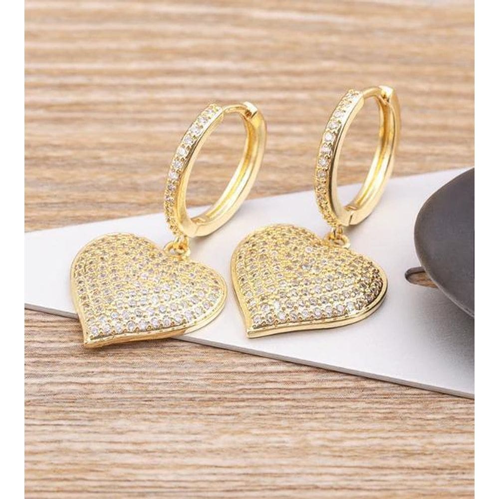 Brinco De Coração Banhado A Ouro 18K