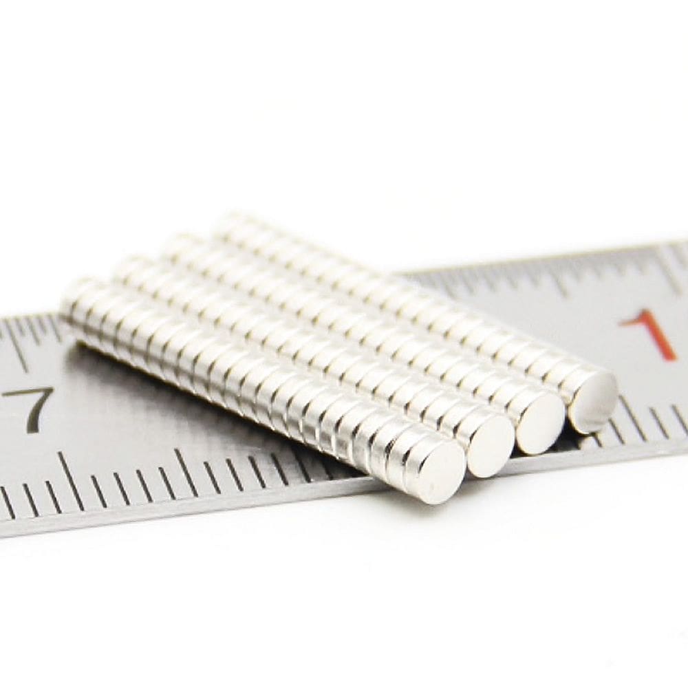 700pcs. Imã Super Forte 3x1 Redondo Pequeno 3mm X 1mm N35