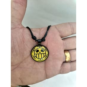 Colar Ajustavel Trafalgar Law One Piece Pingente Cabochon