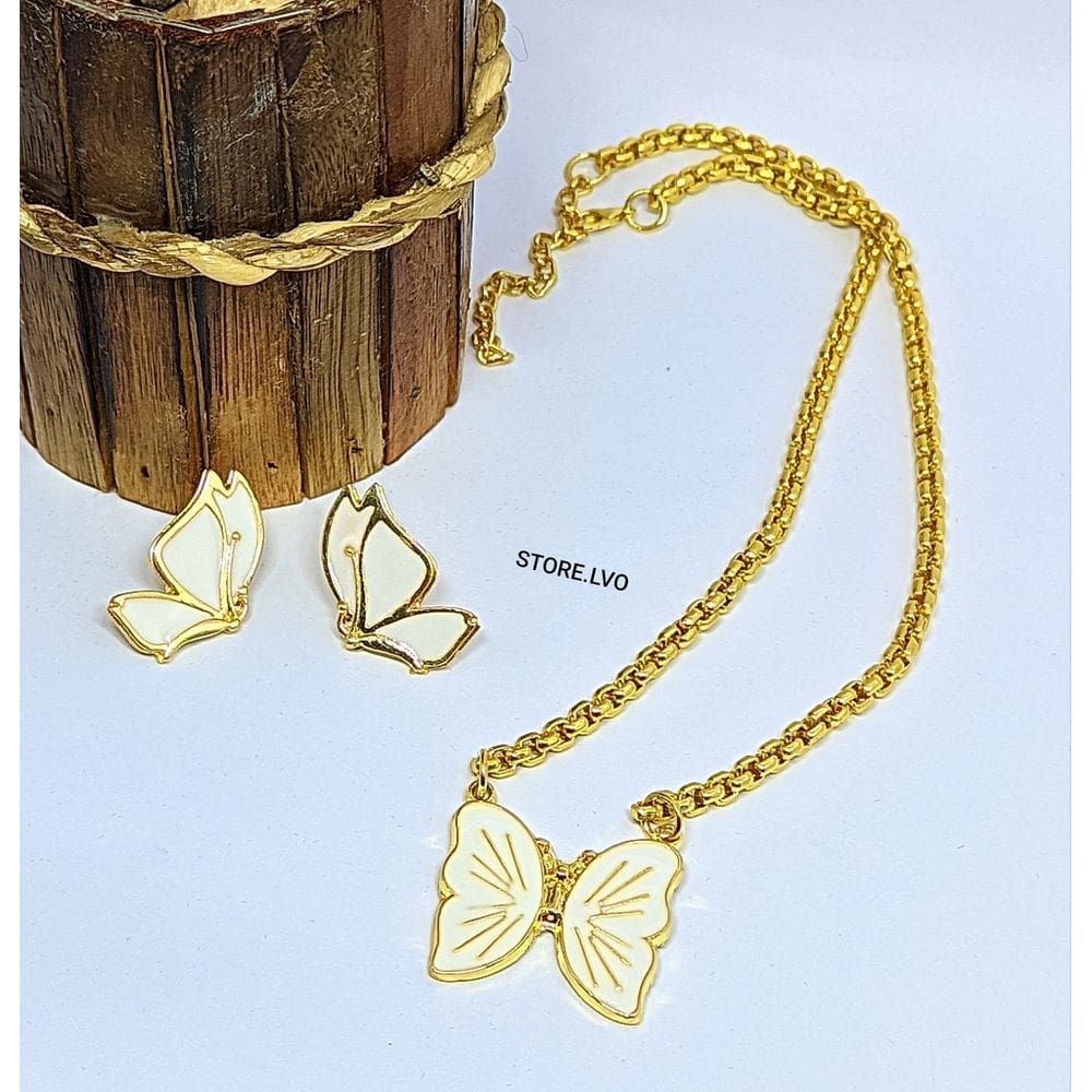 Kit Conjunto Colar e Brincos Corrente Grossa com Pingente Borboleta resinado Preto Branco Folheado Ouro Tendência Moda