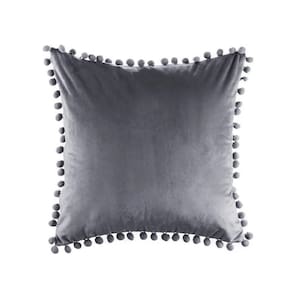 Capa de almofada de veludo com pompom cinza 42x42cm
