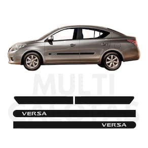 Friso Lateral Borrachão Versa 2012 A 2015 Com Nome