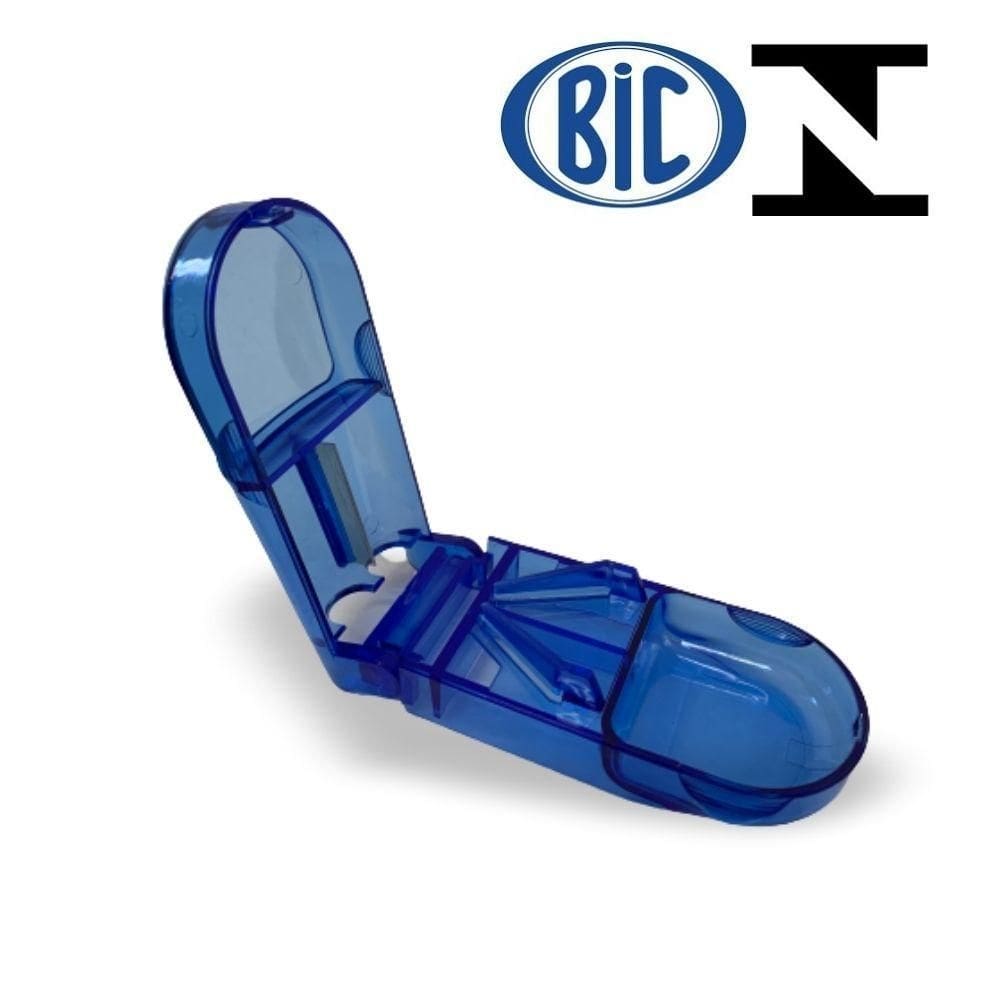 Cortador de comprimidos com armazenamento e lâmina - bic