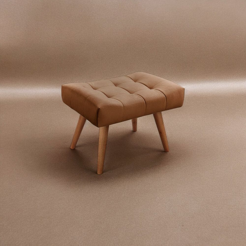 Puff Banqueta em Madeira Maciça Theo Caramelo