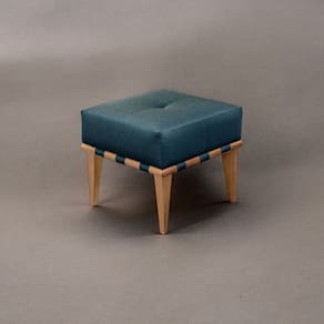 Puff Banqueta em Madeira Maciça Noé Luxo Azul