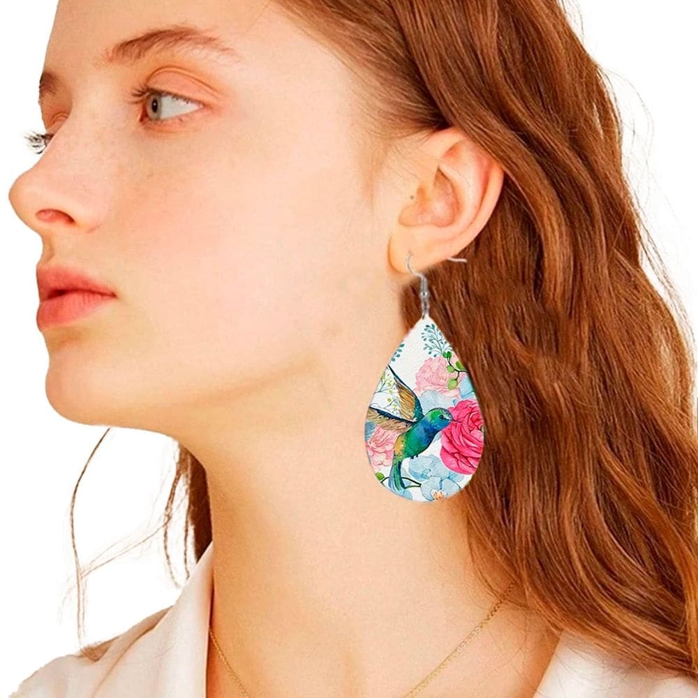 Brinco Feminino Gota Beija Flor Couro Pendurados Moda