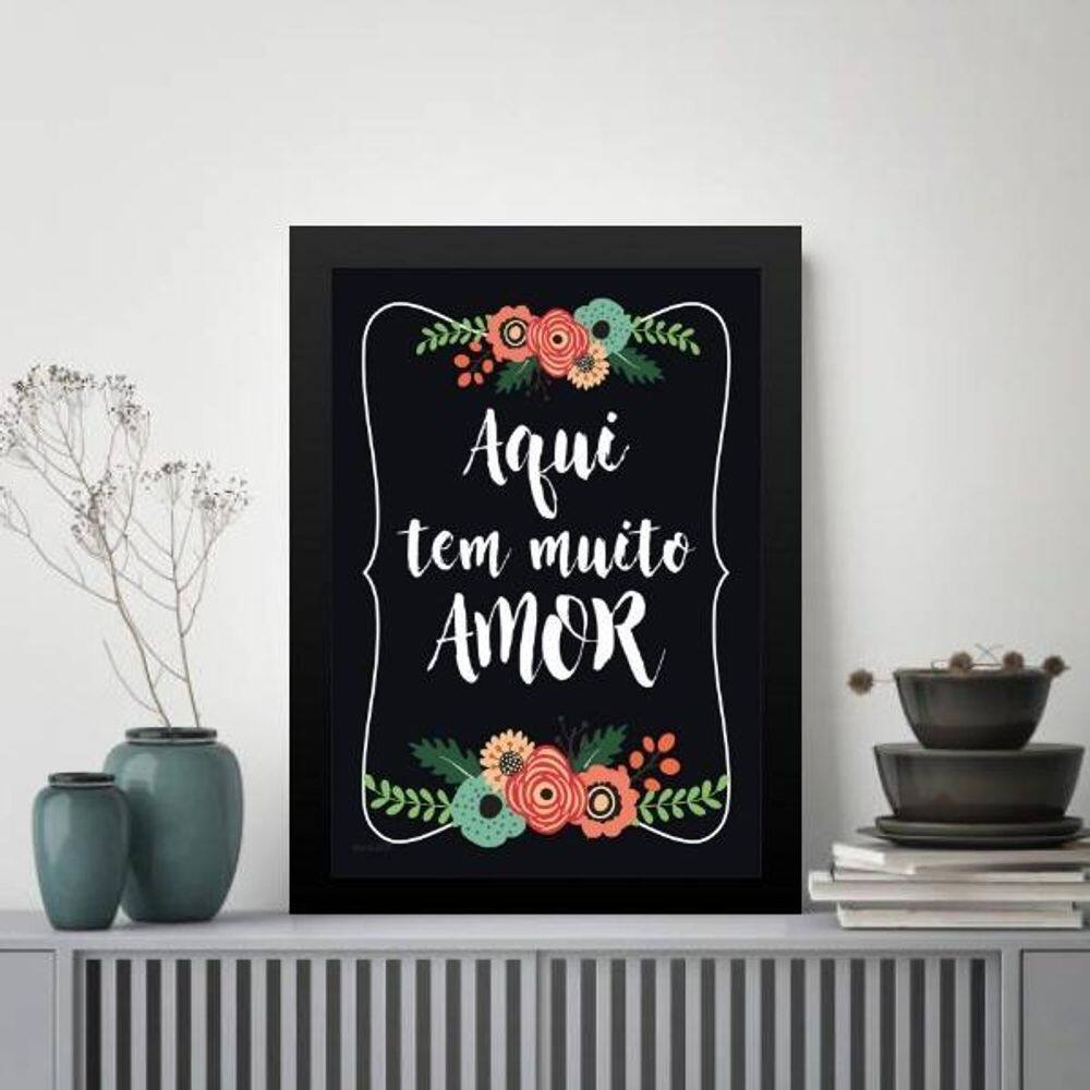 Quadro Aqui Tem Muito Amor 33X24Cm - Com Vidro