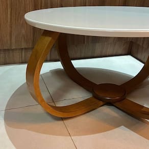 Mesa de Centro Bella 70x40 pé Cebola Vidro Branco/Mel
