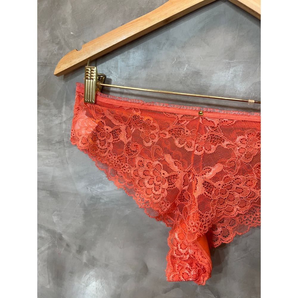 Calcinha tanga laranja em renda laranja , sexy e sensual, romantica com lateral larga em renda