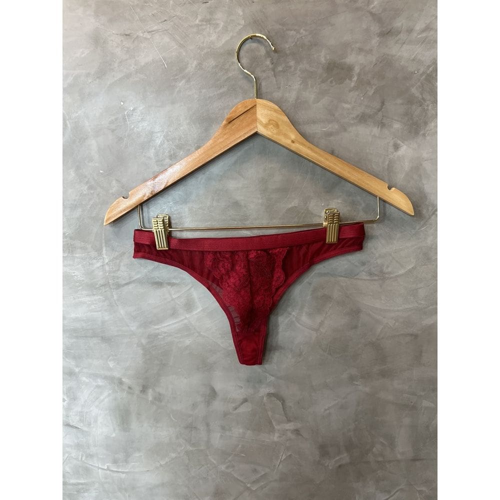 Calcinha sensual em renda Fio Dental Vermelha
