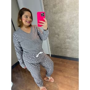 Pijama Manga Longa Delicado Em Poá na cor cinza em poliester e algodão