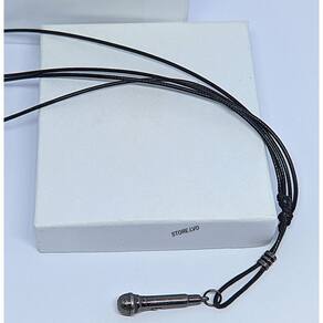 Colar Masculino e Feminino Cordão Fio algodão encerado preto Regulável com Pingente Microfone Musica Aço inox grafite