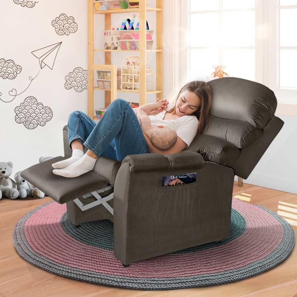 Poltrona De Amamentação Reclinável Suede Tabaco Ryan Shop JM - Marrom Cacau