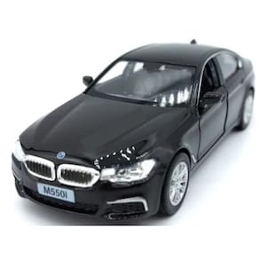 Carro Miniatura M550i Metal Fricção Abre Portas Coleção Bmw