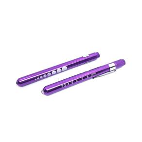 Lanterna médica de reflexão pupilar com cor roxa