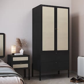 Guarda-roupa 2 Portas 2 Gavetas Palhinha Pé Madeira Oslo Nero/Preto