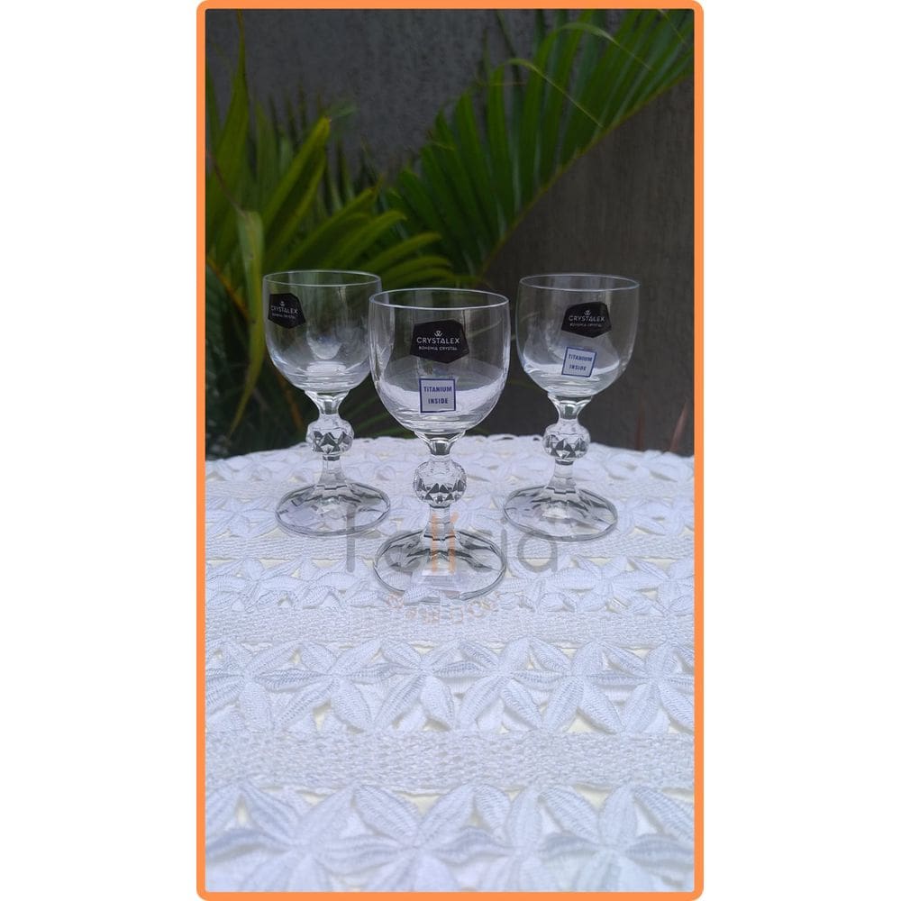 Jogo com 06 Taças para Licor Claudia em Cristal 50ml Bohemia