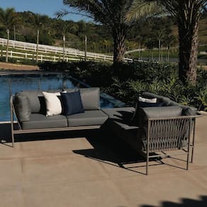 Conjunto Jardim e Varanda 1 Chaise Direita 1 Chaise Esquerda 1 Puff Cabecasa madeiramadeira Champanhe/Cinza Mesclado