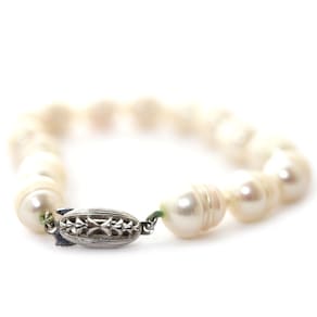 Pulseira De Pérola Agua Doce Barroca Natural 22,5cm J22571