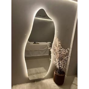 Espelho Orgânico Flame 150x60 E06 com LED Branco Frio 110V 6000K – Estilo e Clareza