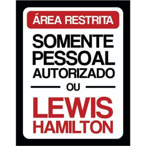 Kit 10 Placas Área Restrita Lewis Hamilton 36X46