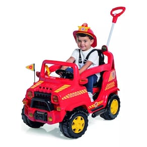 Carrinho De Passeio e Pedal Diipi Bombeiro 2x1 Quadriciclo Com Buzina Capacete e Mangueira com Água