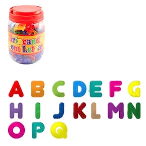Brincando com as letras com 173 pecas didatico no pote