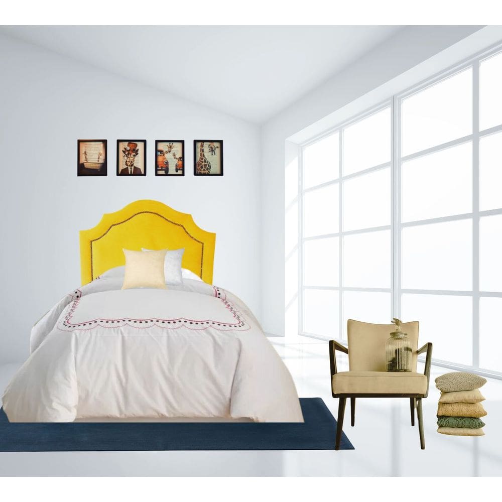 Cabeceira Solteiro Provençal Veludo Amarelo com Tachas Fumê
