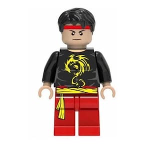Boneco Blocos De Montar Shang Chi Mestre Do Kung Fu Marvel