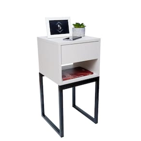 Mesa Cabeceira Industrial Eco 30 Base Preta Enviamos Montado