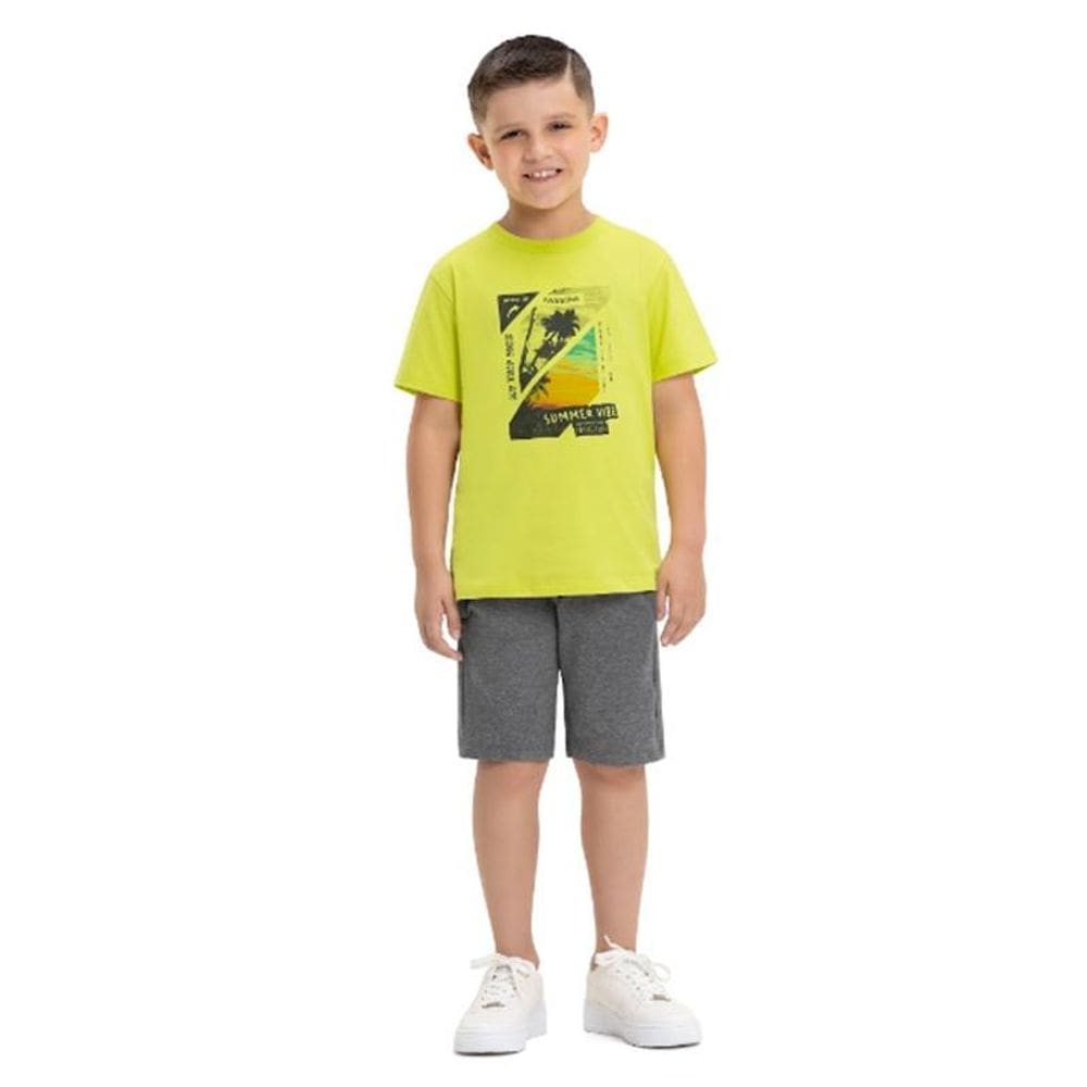 Camiseta manga curta estampa coqueiros Summer Vibes Have Fun